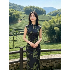 批发新中式黑色竹叶<b class='q'>夏</b>季植绒修身旗袍黑底绿花时尚优雅收腰长款旗袍