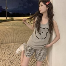 批发秋雅莉-<b class='q'>夏季</b><b class='q'>睡衣</b>女爆款家居服-灰笔线小熊背心细格裤双短 15.5元