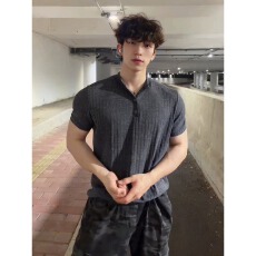 批发深灰色麻感亨利领t恤男夏季松弛感老钱风短袖polo衫美式正肩半袖
