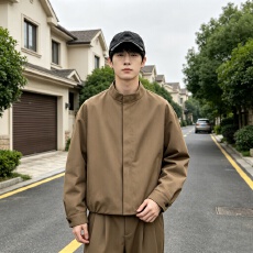 批发极简老钱风咖色暗门襟圆领外套男美式复古哈灵顿短款飞行夹克上衣