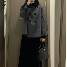 批发灰色<b class='q'>短</b>款呢子大衣女秋冬娃娃领复古加厚小个子韩系赫本风毛呢外套
