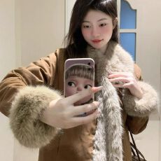 批发法式复古皮毛一体棕色新时尚短外套女韩版显瘦小香毛毛上衣秋冬款