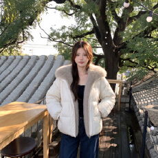 批发实拍 毛领门襟保暖设计感韩版气质羽绒服女