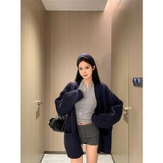 批发titi小姐姐上新爆灰色绒感针织短裤女新款简约修身设计感<b class='q'>休闲裤</b>