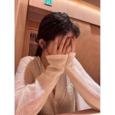 批发titi小姐姐计感白色<b class='q'>针织</b>开衫外套女外搭薄纱毛衣披肩防晒罩衫春