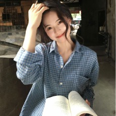 批发复古蓝色格子磨毛<b class='q'>衬衫</b>女2026春秋慵懒棉质长袖<b class='q'>衬衣</b>设计感外套上衣