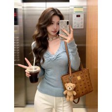 批发人棉磨毛v领抽褶长袖t恤女秋冬可外穿修身气质设计感德<b class='q'>绒</b>保暖上衣