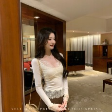 批发慕斯羊<b class='q'>绒</b>蕾丝v领针织衫女秋季纯欲辣妹显瘦打底上衣