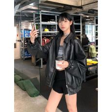批发国潮牌美式复古黑色棒球服皮衣女秋季设计感甜酷风宽松皮夹克外套