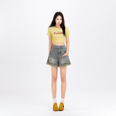 批发美式复古辣妹破洞毛边流苏<b class='q'>牛仔</b><b class='q'>短裤</b><b class='q'>女</b>夏小众设计感高腰a字热裤子