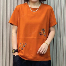 批发夏季爆款高档刺绣短袖T恤女时尚休闲宽松显瘦洋气大码<b class='q'>妈妈装</b>上衣