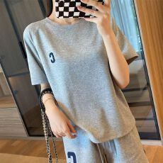 批发灰色运动套装女夏薄款2026年新款刺绣盐系宽松大码短袖短裤两件套
