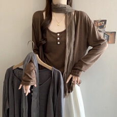 批发大码女装<b class='q'>秋</b>季新款三件套T恤开衫背心围巾薄慵懒风长袖吊带三件套