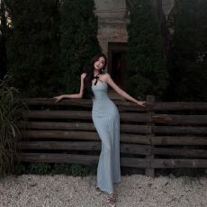 批发纯欲风蓝色性感气质挂脖抹胸连衣裙女夏季收腰显瘦<b class='q'>包臀</b>裙辣妹<b class='q'>长裙</b>