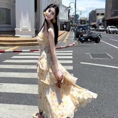 批发法式小资荷叶边印花<b class='q'>连衣裙</b>浪漫温馨<b class='q'>唯美</b>浪漫轻奢不规则鱼尾裙子