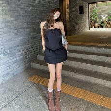 批发美式辣妹黑色一字肩抹胸连衣裙女夏季2026新款小个子收腰a字短裙