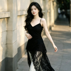 批发<b class='q'>大码</b>不规则黑色蕾丝吊带裙女秋季胖mm收腰显瘦叠穿开叉纯欲连衣裙