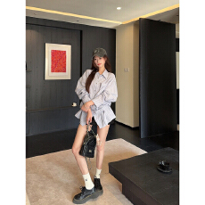 批发实拍蓝色<b class='q'>衬衫</b>女春季外套法式上衣高级独特别致<b class='q'>长袖</b>宽松条纹<b class='q'>衬衣</b>