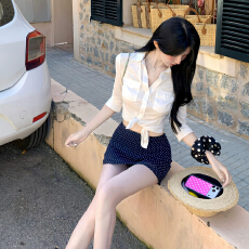 批发原版质量小<b class='q'>翻领</b>衬衫女夏季竹节肌理感上衣