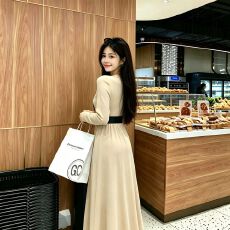 批发法式复古气质高级感腰带修身长袖<b class='q'>连衣裙</b>女2026秋季新款赫本风裙子