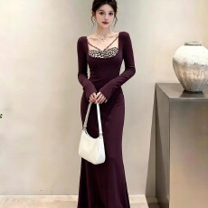 批发2026年早秋新款收腰显瘦<b class='q'>长</b><b class='q'>裙</b>女别致韩系穿搭掐腰优雅连衣<b class='q'>裙</b>女