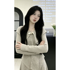批发温柔风杏色海军领<b class='q'>长袖</b>收腰条纹时尚套装 显瘦气质通勤