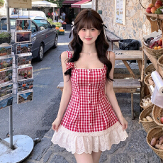 批发清新甜美红色方领无袖格子蕾丝花边短裙连衣裙 显瘦减龄