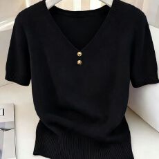 批发法式小众V领短袖针织衫<b class='q'>女</b>早春坑条金扣遮肉显瘦<b class='q'>打底衫</b>