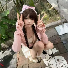 批发日系小甜妹粉色针织开衫<b class='q'>女</b>+碎花吊带裙+休闲短裤秋季新款三件套装