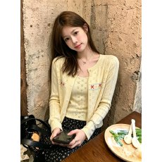 批发实拍— — 镂空针织衫女开衫+吊带V领毛衣