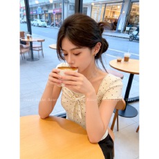 批发<b class='q'>甜美</b>少女风波点绑带方领花边拼接短袖上衣女修身显瘦减龄短款上衣