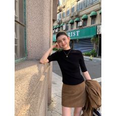批发黑色半高领正肩中<b class='q'>袖</b>T恤女夏季新款气质修身显瘦五分<b class='q'>袖</b>外穿<b class='q'>上衣</b>潮