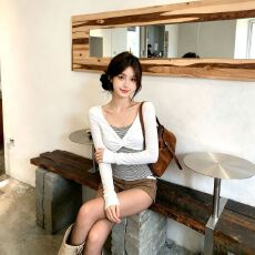 批发扭结长袖T恤女<b class='q'>假两件</b>2026早秋新款纯欲条纹修身显瘦拼接短款<b class='q'>上衣</b>
