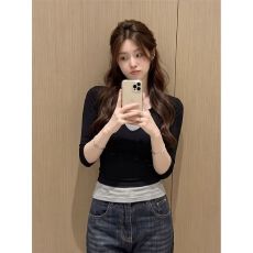 批发纯欲辣妹风中袖<b class='q'>t</b><b class='q'>恤</b>女春秋新款设计感修身显瘦假两件撞色上衣