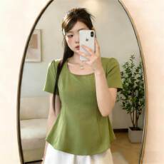 批发大码<b class='q'>轻熟</b>风u领正肩短袖t恤女夏季胖mm显瘦别致收腰遮肚子T恤上衣