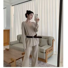 批发档口上新 2026<b class='q'>春</b>秋新款女装针织套装V领长袖上衣阔腿裤两件套