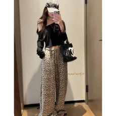 批发档口上新 2026年秋季新款女士黑色斜肩上衣豹纹阔腿<b class='q'>裤</b><b class='q'>休闲</b>套装