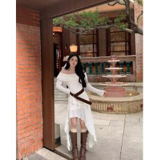 批发档口上新 2026年夏季新款女装修身一字肩长袖连衣裙荷叶边<b class='q'>裙摆</b>