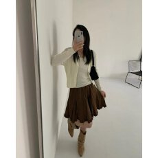 档口上新 2026年秋季新款女装松紧腰A字花苞半身短裙木耳边百搭