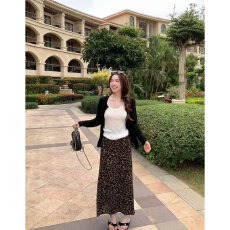 批发档口上新 2026春秋新款女士针织开衫<b class='q'>背心</b>豹纹半身裙三件套
