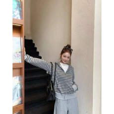 批发档口上新 2026年秋季新款女装宽松连帽拉链卫衣短款条纹开衫上衣