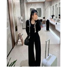 批发档口上新 2026年春季新款<b class='q'>女</b>休闲运动三件套开衫吊带背心阔腿<b class='q'>长裤</b>