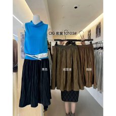 批发档口上新 2026年秋季新款女装复古A<b class='q'>字</b>大摆压褶<b class='q'>半身裙</b>松紧腰百搭