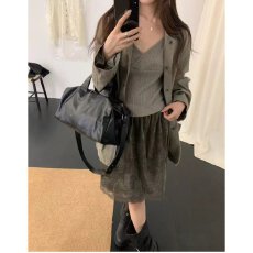 批发档口上新 2026年秋冬新款女装丝绒中长<b class='q'>半身裙</b>松紧腰蕾丝拼接A<b class='q'>字</b><b class='q'>裙</b>