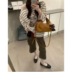 批发档口上新 2026年夏季新款女装宽松长袖<b class='q'>T</b><b class='q'>恤</b>条纹<b class='q'>动物</b>印花斜肩上衣