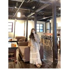 批发档口上新 2026夏季温柔风杏色针织开衫吊带<b class='q'>连衣裙</b>三件套女装