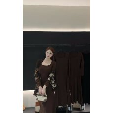 批发档口上新 2026春秋季女装咖色豹纹拼接流苏披肩长袖<b class='q'>连衣裙</b>两件套