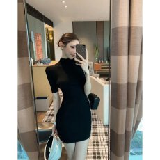 批发档口上新 2026年春秋季女装半高领针织连衣裙修身包臀短袖<b class='q'>打底裙</b>