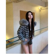 批发档口上新 2026年秋冬<b class='q'>新款</b>女装连帽毛领条纹拉链开衫卫衣短款外套