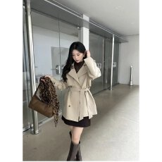 批发档口上新 2026年秋季新款女装短款风衣<b class='q'>外套</b>翻领收腰<b class='q'>显瘦</b>百搭通勤